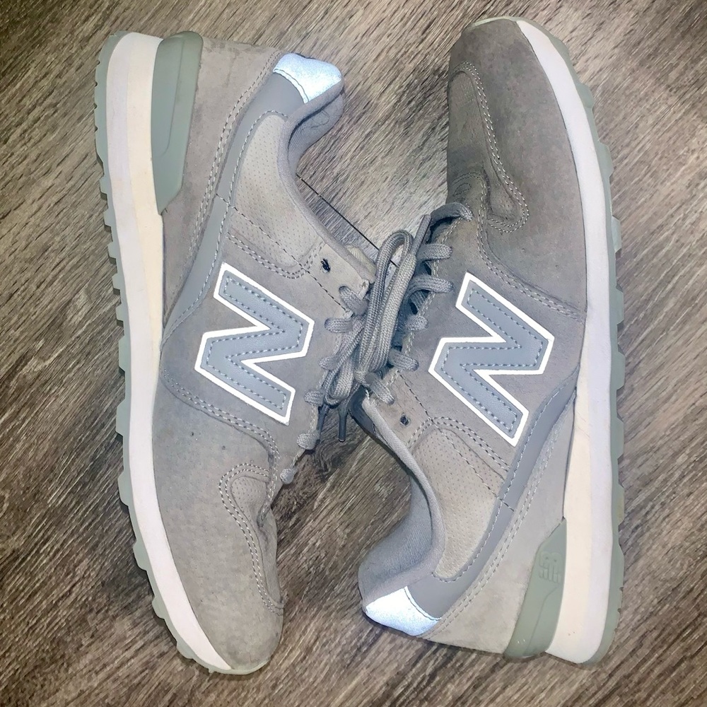 new balance 696 sneakers